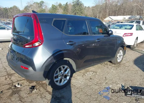 2022 Kia Soul Lx z USA, uszkodzony, nr VIN KNDJ23AU6N7811656